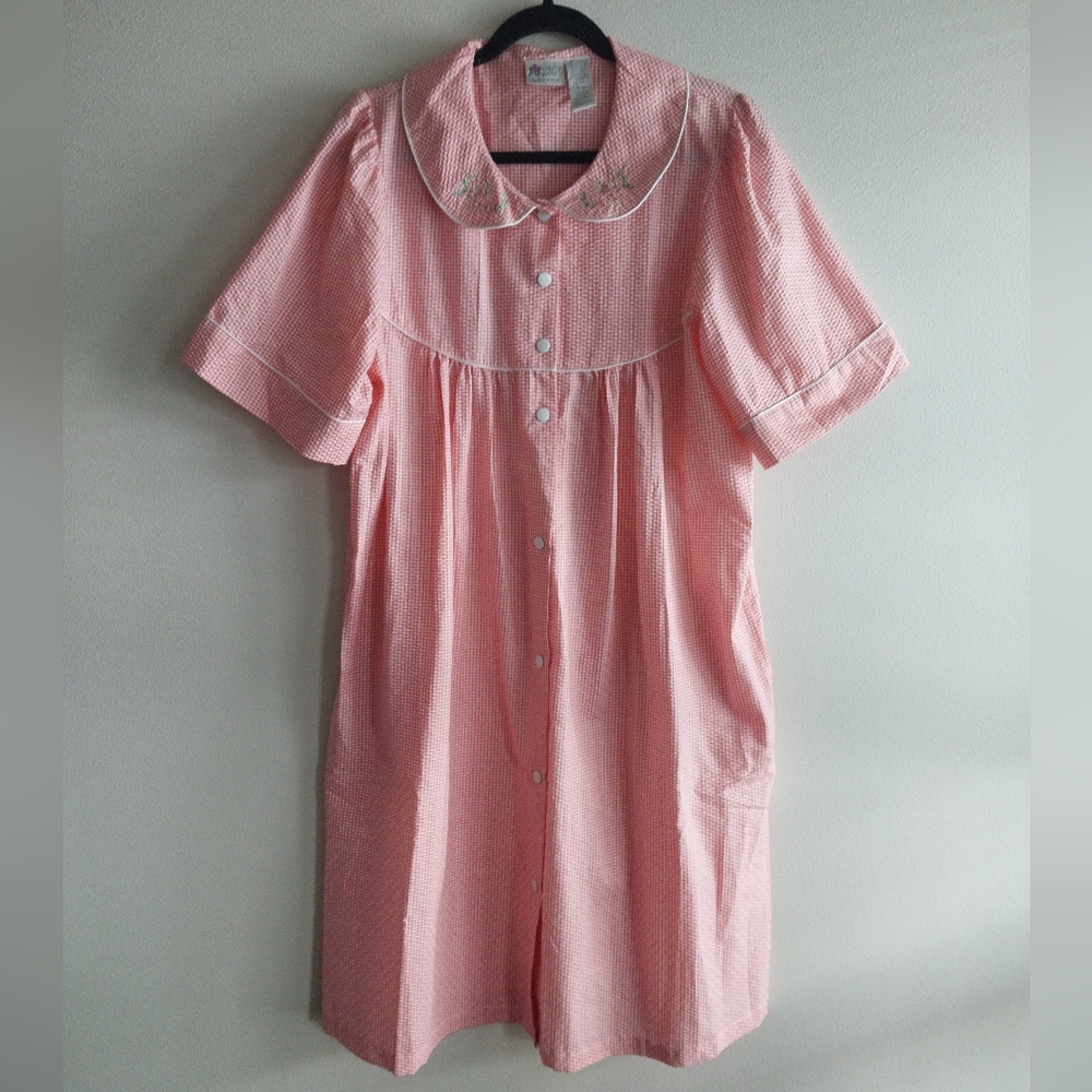 Morning Glory by Jasmine Rose Vintage Pink & White Gingham Robe